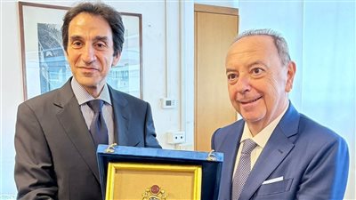 بسام راضي يلتقى بالنائب العام الإيطالي لبحث قضايا الشباب المصري في روما