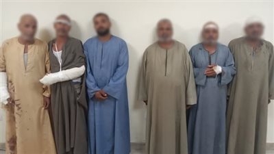 مشاجرة بالأسلحة البيضاء والعصي والحجارة بسبب خلافات الجيرة بقنا.. وهذه عقوبة المتهمين
