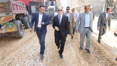 محافظ الغربية يتابع تطوير شارع الجلاء بالمحلة ويشدد على جودة التنفيذ