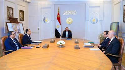 الرئيس السيسي يوجه بسرعة ميكنة التأمين الصحي الشامل وتطوير المستشفيات