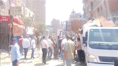 الجيزة تكثف حملاتها للقضاء على الإشغالات وأعمال الفرز بشوارع بولاق الدكرور