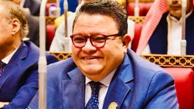 النائب خالد جلال يناقش تراجع الاهتمام بالمسرح الجامعي بمجلس الشيوخ