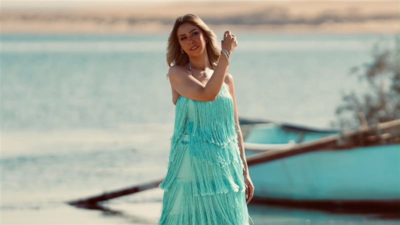إيناس عز الدين
