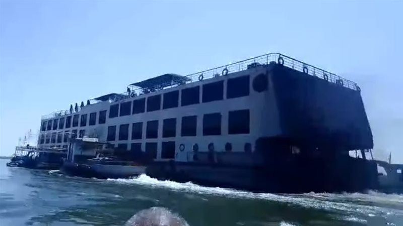جانب من الباخرة
