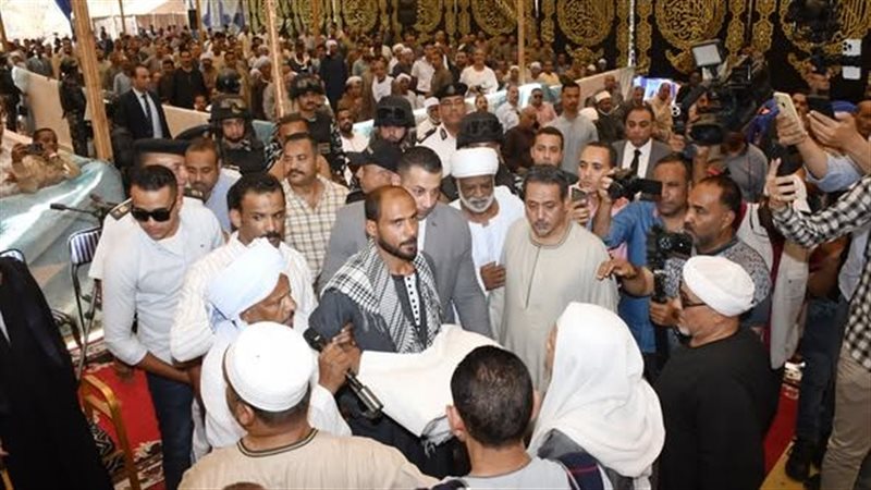 جانب من الحدث 