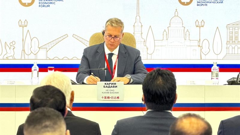 المهندس كريم بدوي، وزير البترول