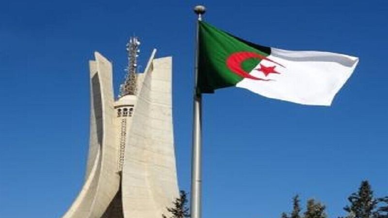علم الجزائر 