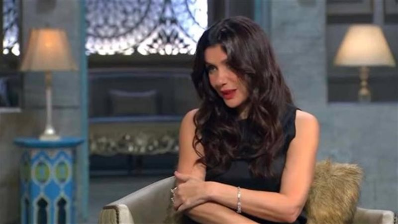 غادة عادل