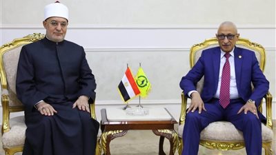 محافظ شمال سيناء يستقبل مفتي الجمهورية لبحث سُبل التعاون المشترك