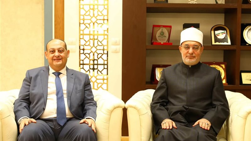 المفتي خلال اللقاء 