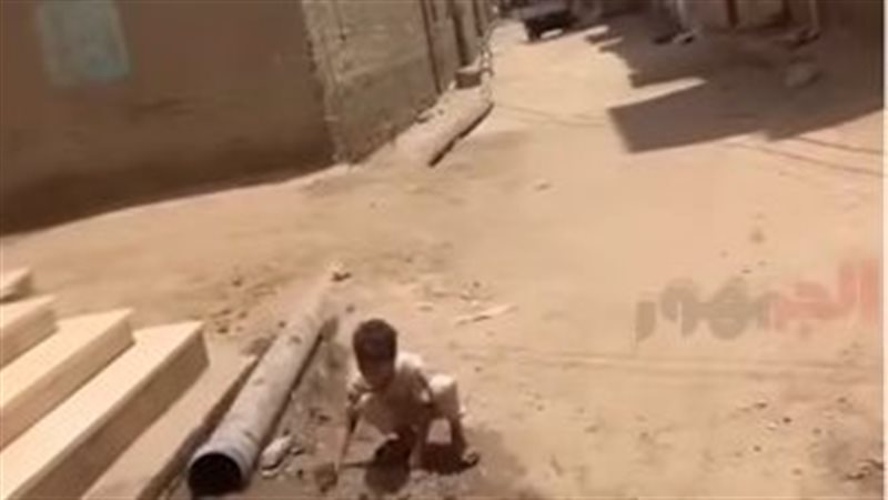مصرف للصرف الصحي امام مسجد بـدشنا