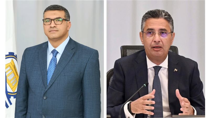 وزير التموين ومحافظ قنا