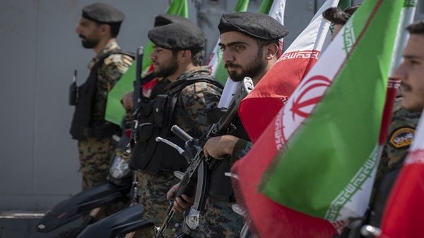 عناصر في الحرس الثوري