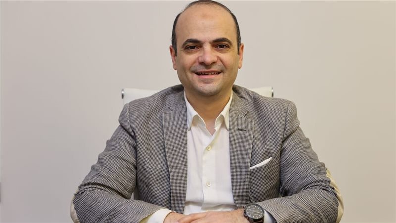الكاتب الصحفي محمد صبري رئيس تحرير موقع الجمهور