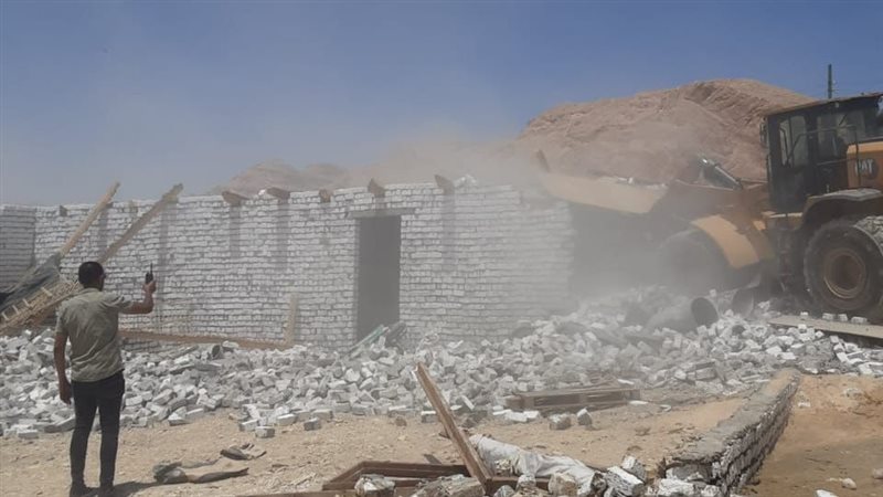 جانب من إزالة التعديات 