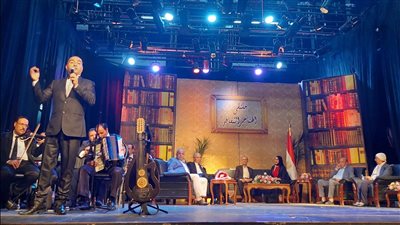 ملتقى الهناجر الثقافي يناقش تأثير الذكاء الاصطناعي على مستقبل الإنسانية