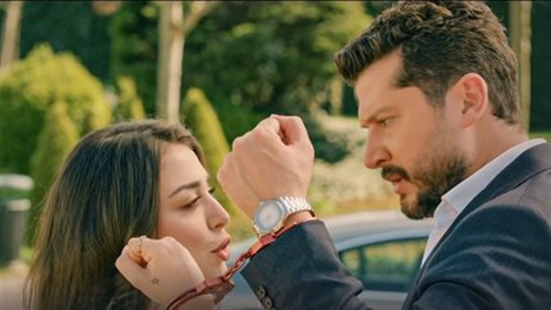 مسلسل حب على ورق