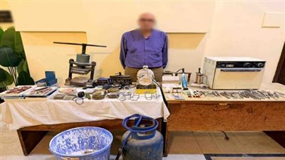 انتحل صفة طبيب بعد وفاة صاحب العيادة..فني تركيب أسنان يواجه هذه العقوبة