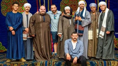 عمرو سلامة يسترجع كواليس «طايع» بصورة نادرة: كان الأصعب في مسيرتي