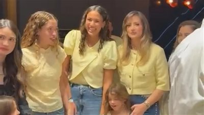 ظهور عائلي لأسرة محمد إمام في العرض الخاص لـ