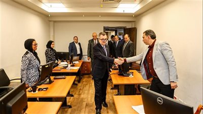 من الصحة إلى الشهر العقاري.. مركز البنية المعلوماتية يقود مشروعات رقمية لتطوير الخدمات الحكومية 