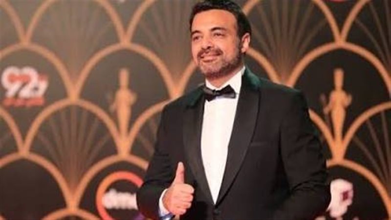 عمرو محمود ياسين