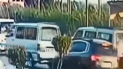 مصرع مسن وحفيدته وإصابة آخرين في حادث دهس  على كورنيش حلوان