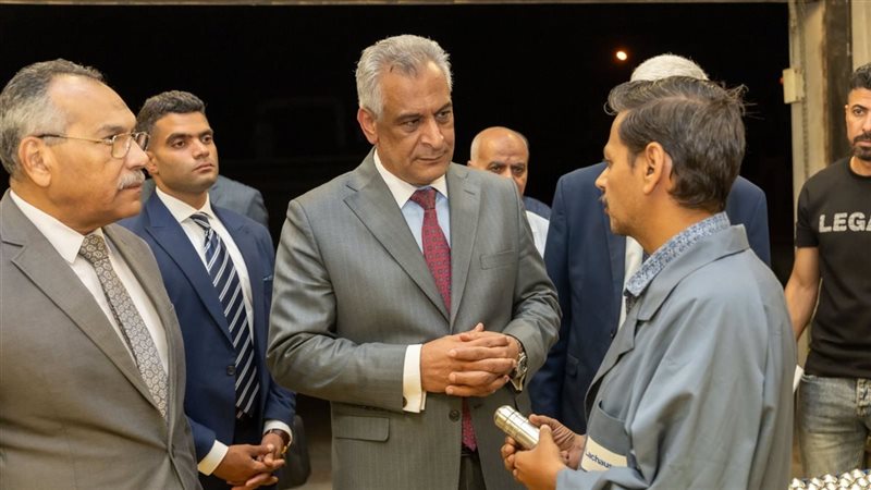 وزير الإنتاج الحربي 
