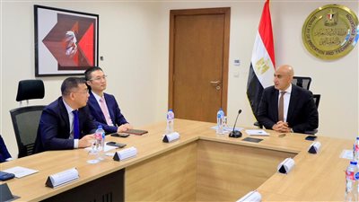 وزير التعليم و«هواوي» يبحثان تطوير البنية التكنولوجية للمدارس وتعميم الذكاء الاصطناعي على الطلاب