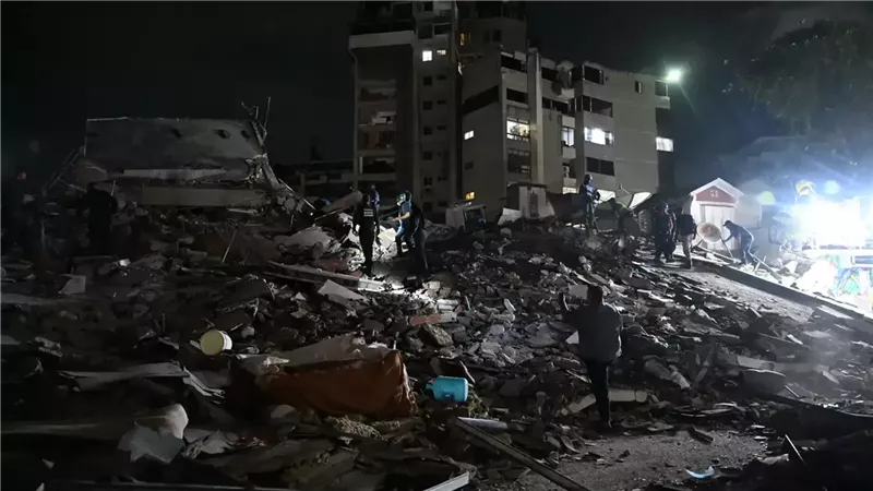 آثار الدمار عقب الزلزال في فنزويلا