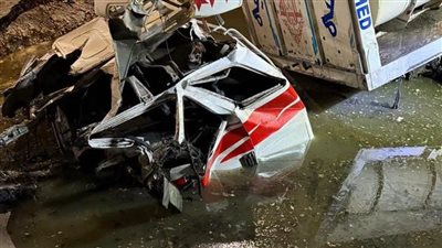 هبوط أرضي بطريق القطامية - العين السخنة القديم بعد نفق زهراء المعادي