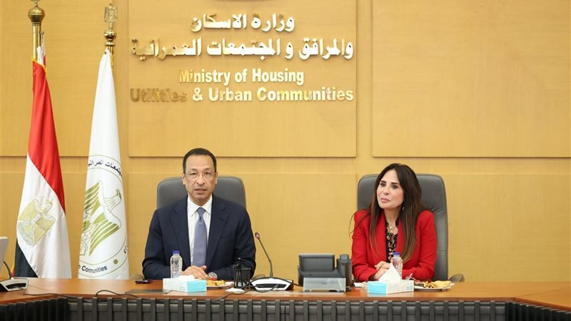 وزيرا الإسكان والاتصالات يتابعان إطلاق المرحلة الأولى لمنصة 