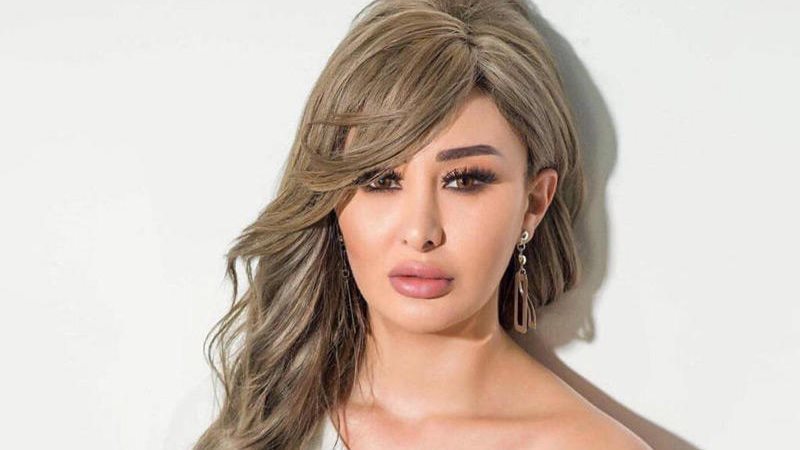 الفنانة الليبية نور الكارديكي
