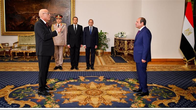 رئيس هيئة قضايا الدولة يؤدى اليمين