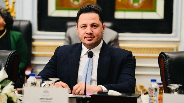  النائب سيد سمير 