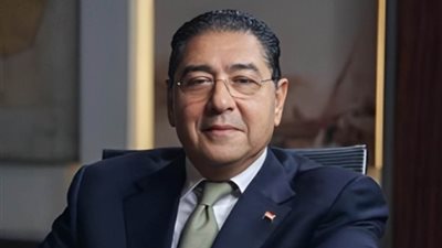 ماذا قال رئيس البنك التجاري الدولي عن تحرير سعر الصرف ورفع الفائدة؟