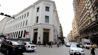 هل تستقر السوق المصرية بعد قرار تحرير سعر الصرف؟ رئيس CIB  يجيب