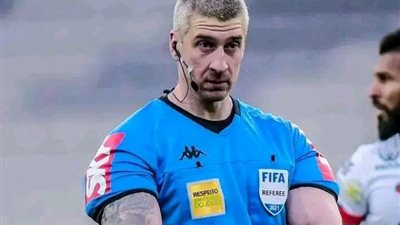 «أقوى حكم في العالم» يُدير نهائي كأس مصر بين الأهلي والزمالك