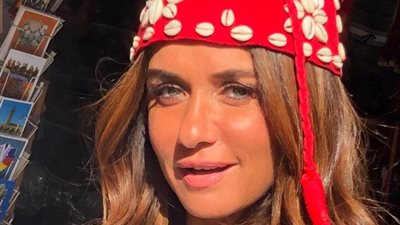النيابة تتحرى عن الفنانة غادة عادل فى واقعة 