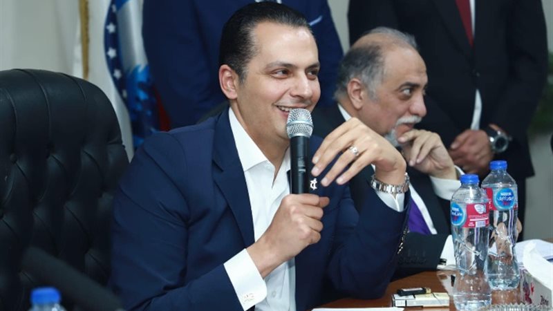 النائب أحمد عبد الجواد