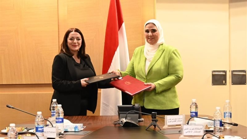 خلال توقيع بروتوكول وزارة التضامن مع وزيرة الإدماج القطاع ا