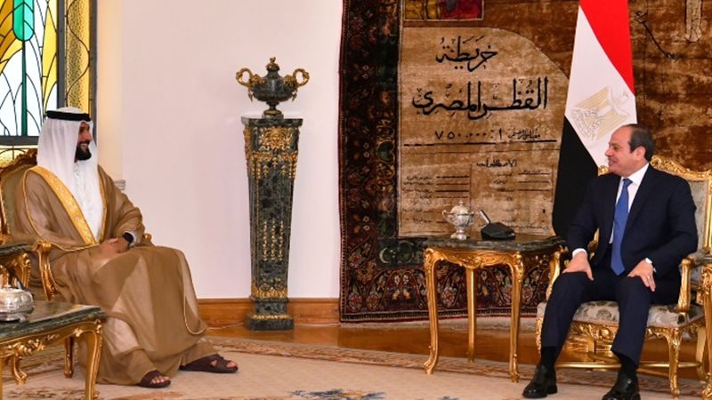 الرئيس السيسي ومستشار الأمن الوطني البحريني