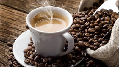 البن ينخفض 80 جنيهاً للكيلو بعد توفير الدولار، و«الشعبة»: سيتراجع أكثر