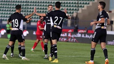مران خفيف للاعبي الأهلي قبل مواجهة الزمالك الليلة بكأس مصر