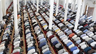 شعائر صلاة الجمعة من مسجد المشير طنطاوي