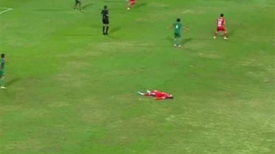 عاجل، نقل أحمد رفعت إلى العناية المركزة واللاعب «بلع لسانه»