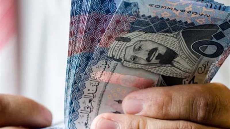 انخفاض الريال السعودي أمام الجنيه