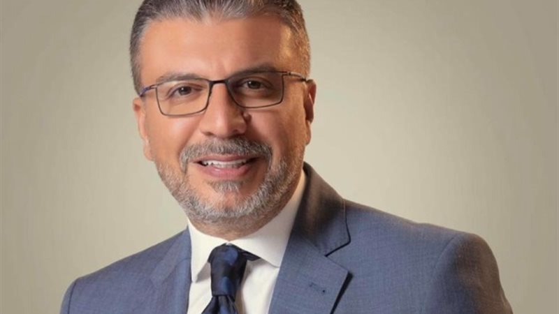 الإعلامي عمرو الليثي