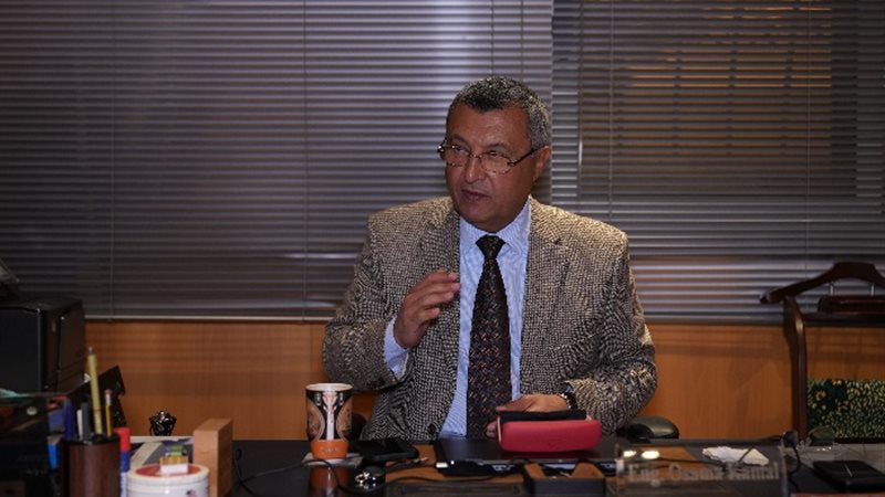 أسامة كمال وزير البترول الأسبق