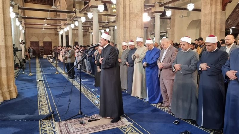 صلاة التراويح بالجامع الأزهر